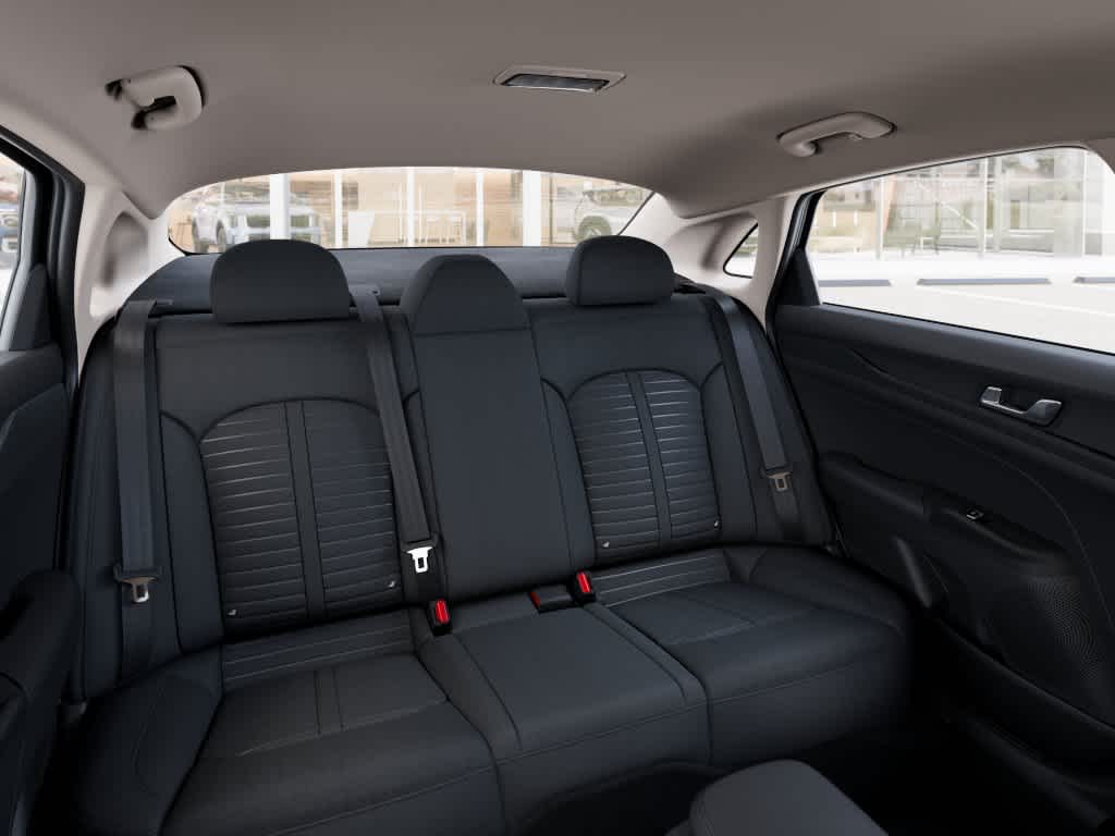 2026 Kia K5 - Image 16