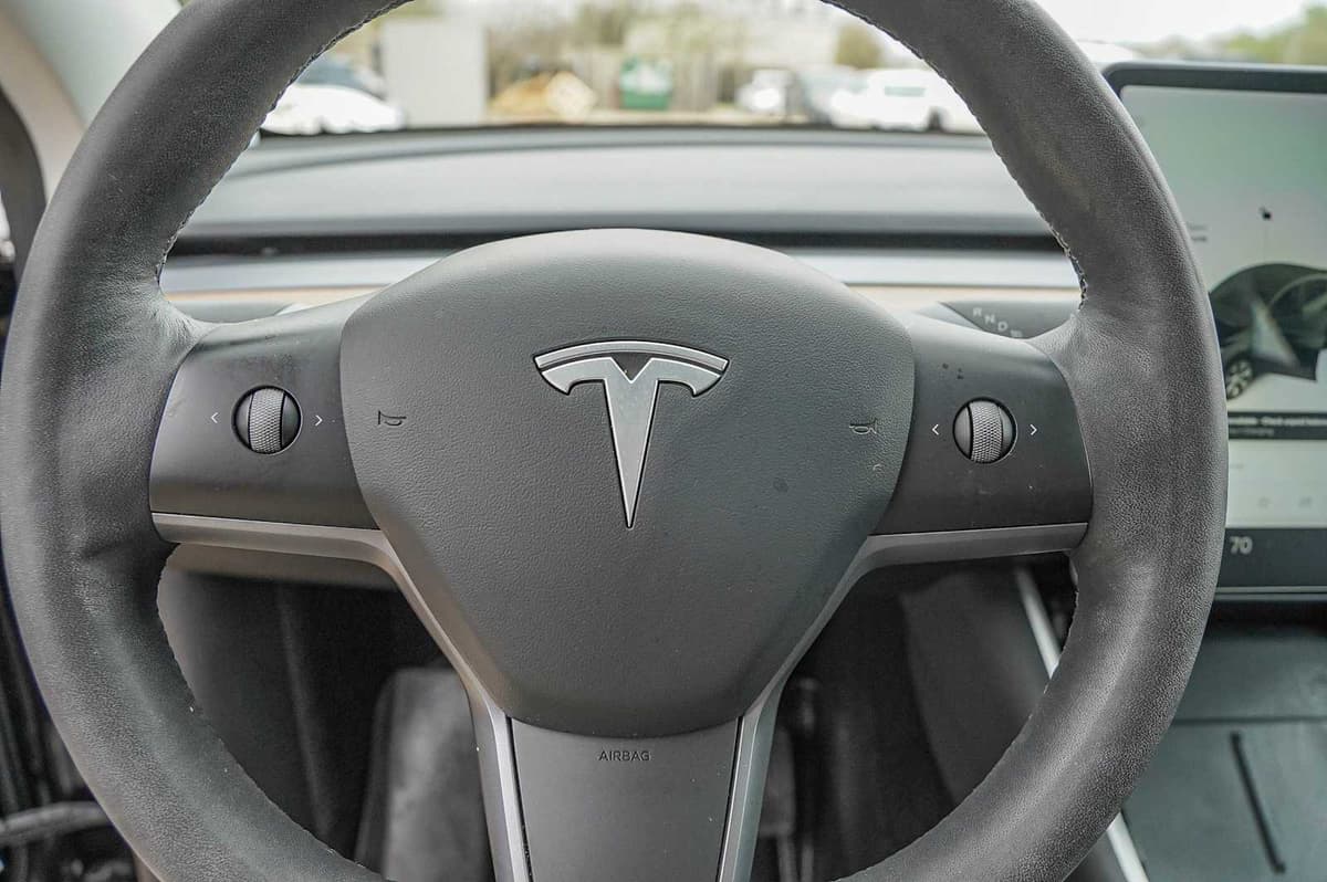2021 Tesla Model Y - Image 12