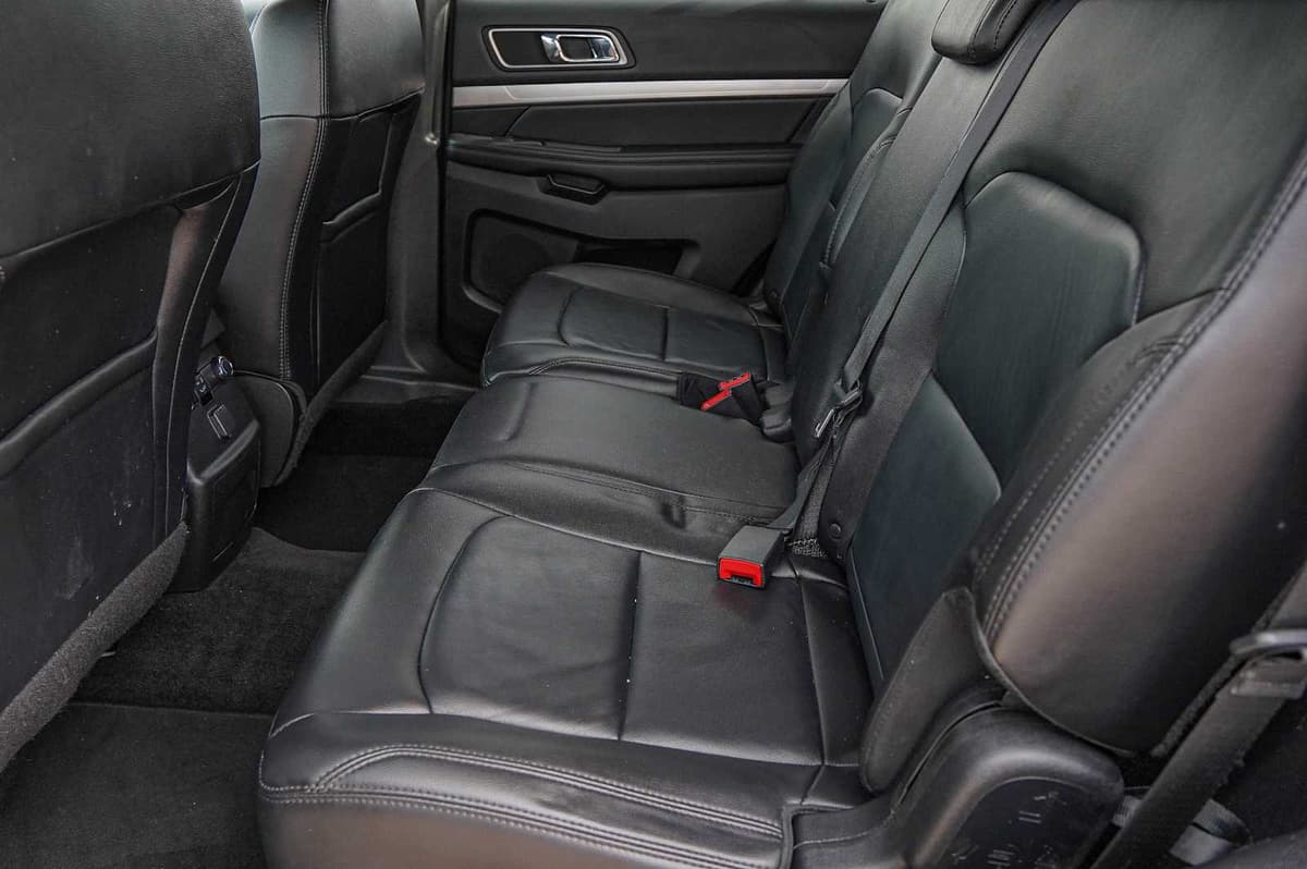 2017 Ford Explorer - Image 29