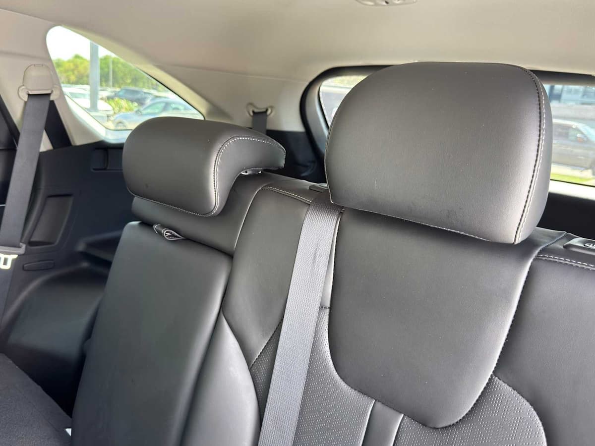 2023 Kia Sorento - Image 27