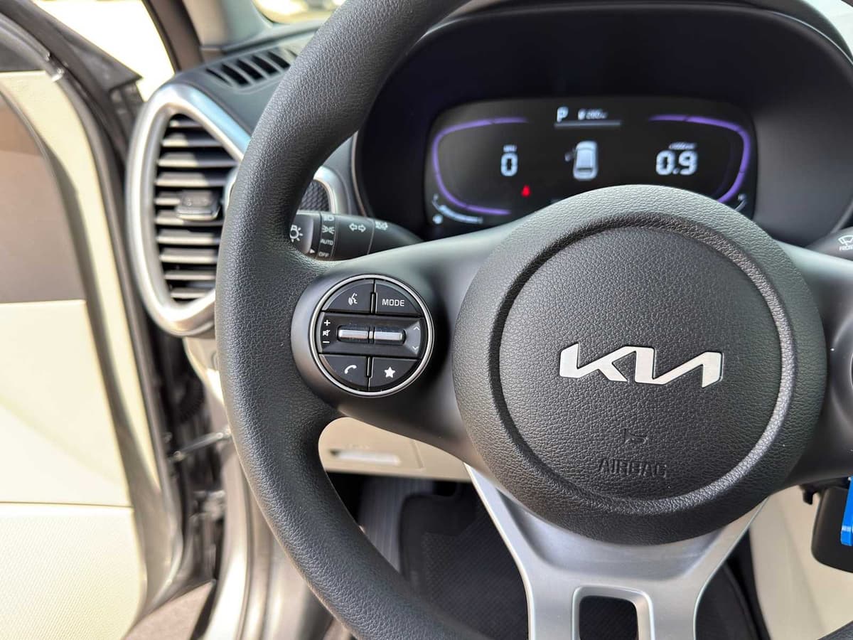 2025 Kia Soul - Image 15