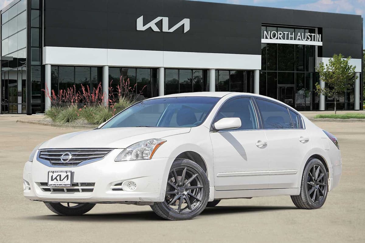 2012 Nissan Altima - Image 1