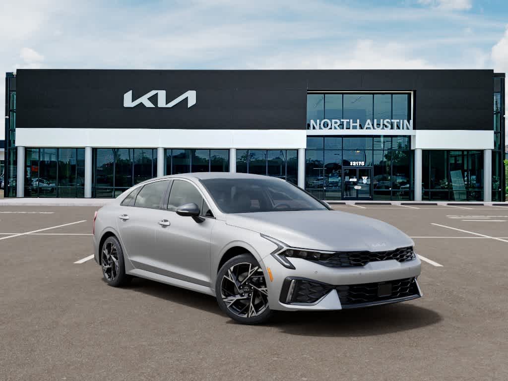 2026 Kia K5 - Image 8