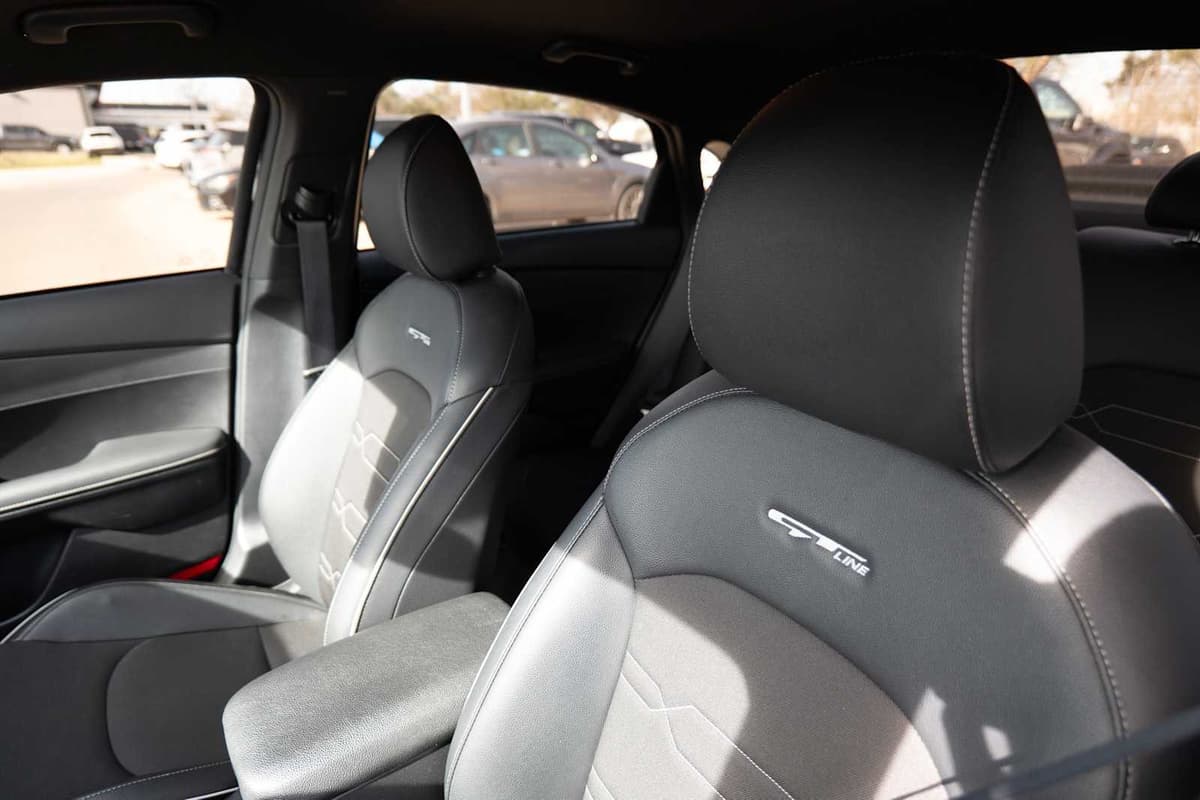 2024 Kia Forte - Image 11