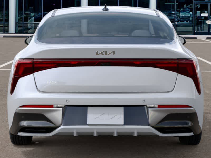 2026 Kia K5 - Image 13