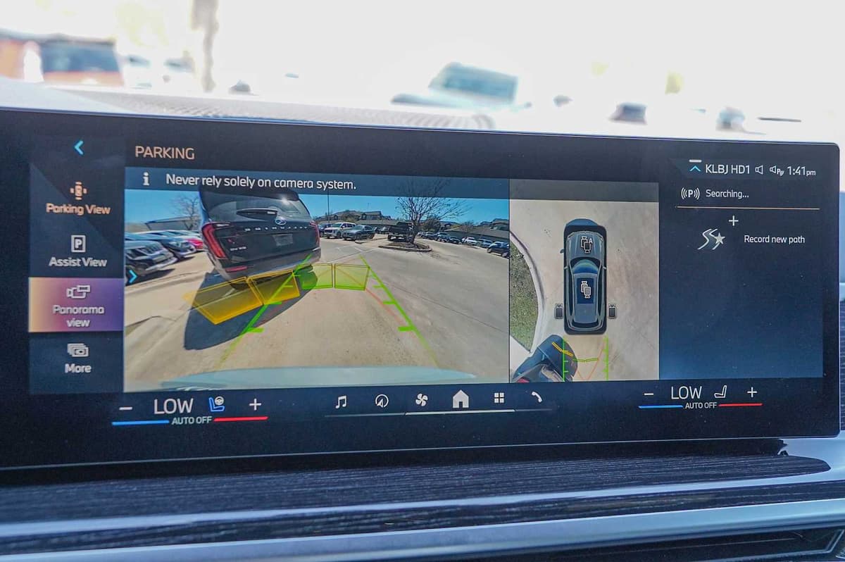 2026 BMW X5 - Image 17