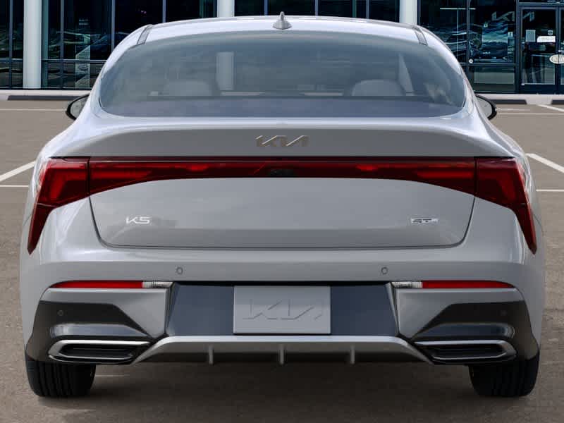 2026 Kia K5 - Image 13