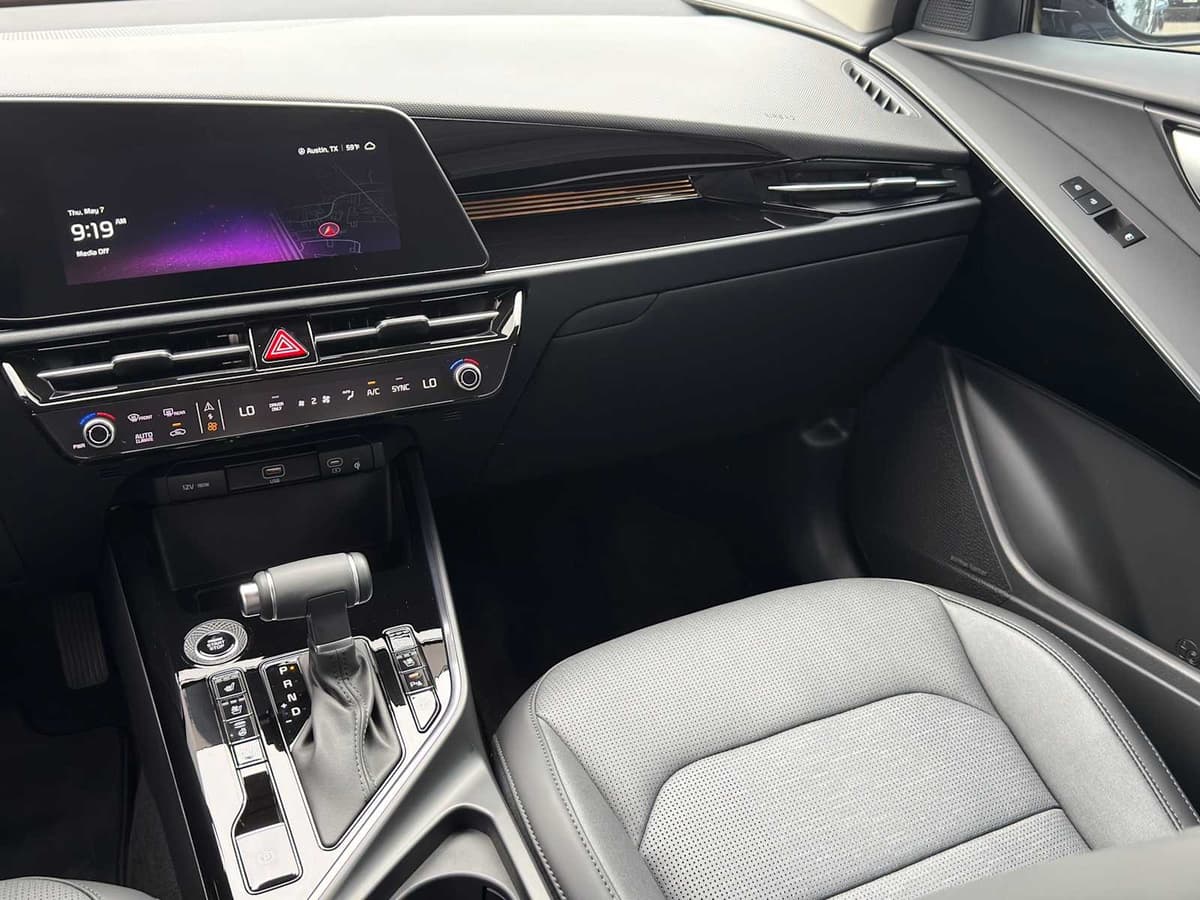 2026 Kia Niro - Image 23