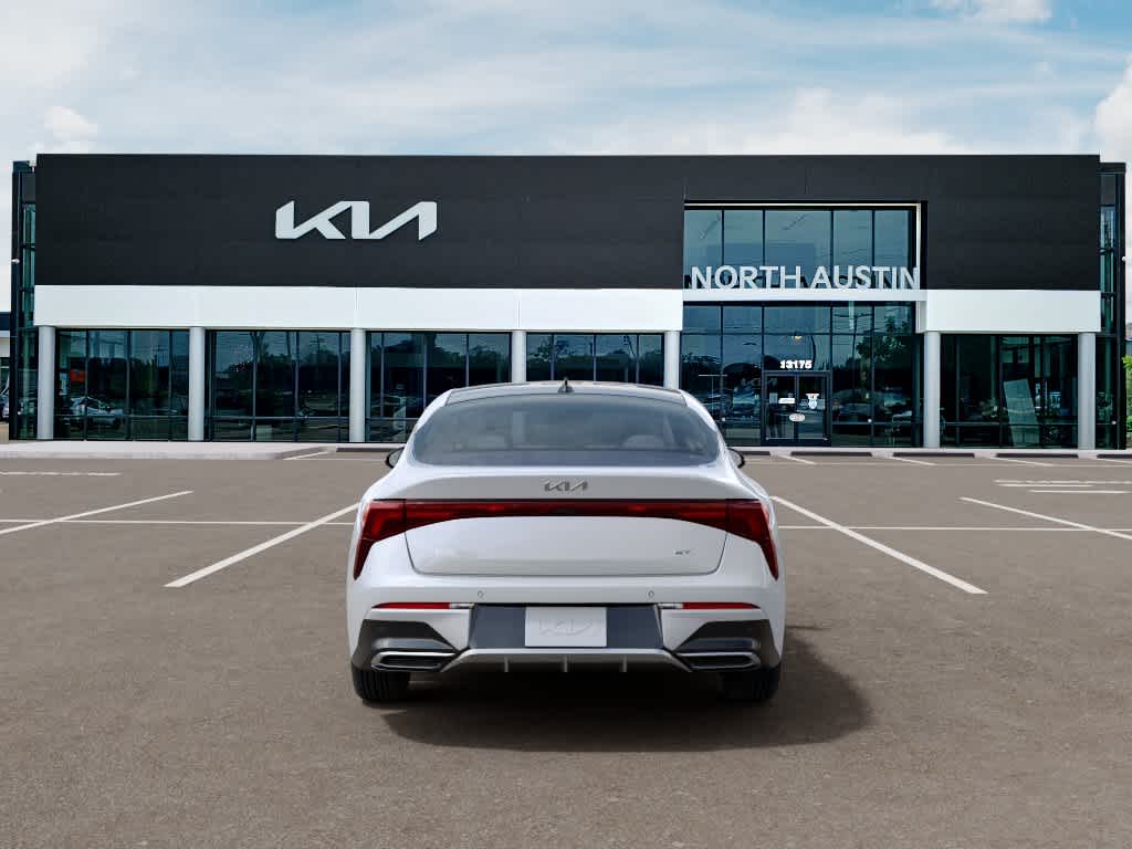 2026 Kia K5 - Image 5