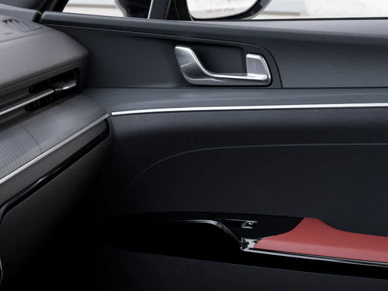 2026 Kia K5 - Image 25