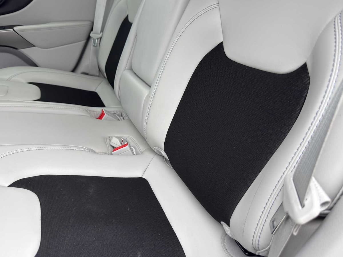 2021 Jeep Cherokee - Image 33