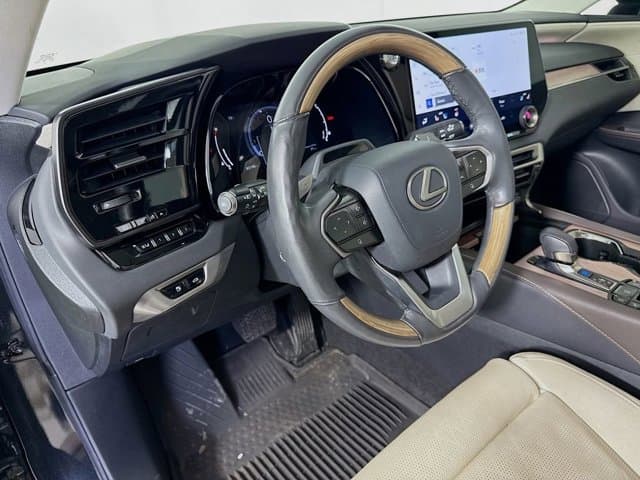 2023 LEXUS RX 350 - Image 9