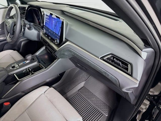 2026 LEXUS TX 350 - Image 31