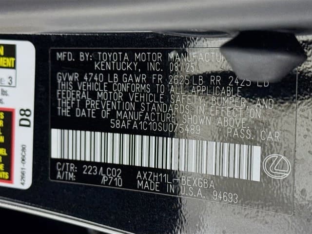 2025 LEXUS ES 300h - Image 33