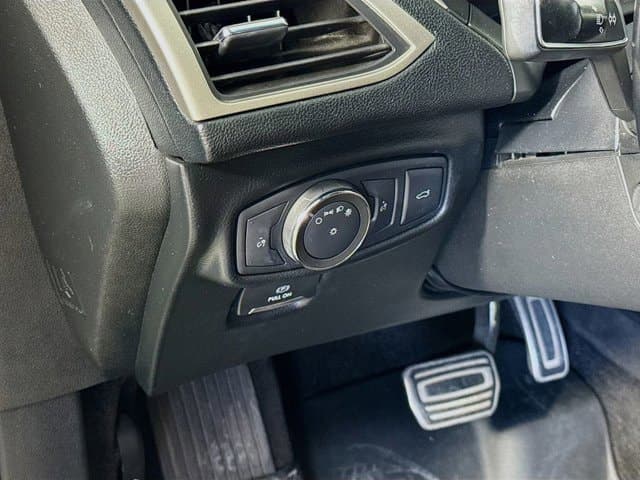 2018 Lincoln MKZ - Image 10