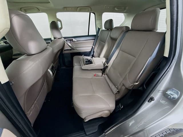 2020 LEXUS GX 460 - Image 26