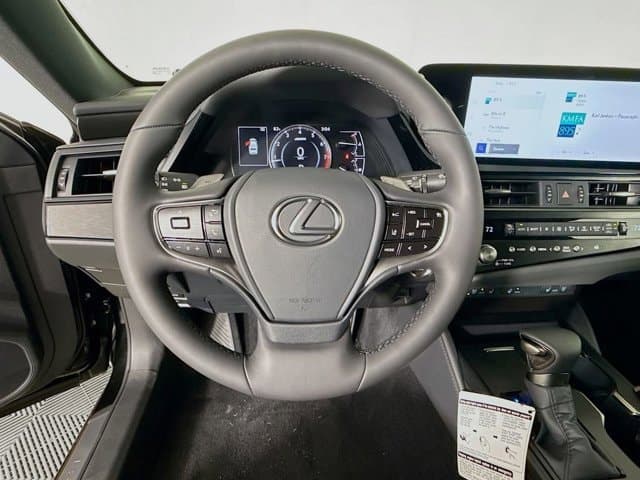 2025 LEXUS ES 350 - Image 9
