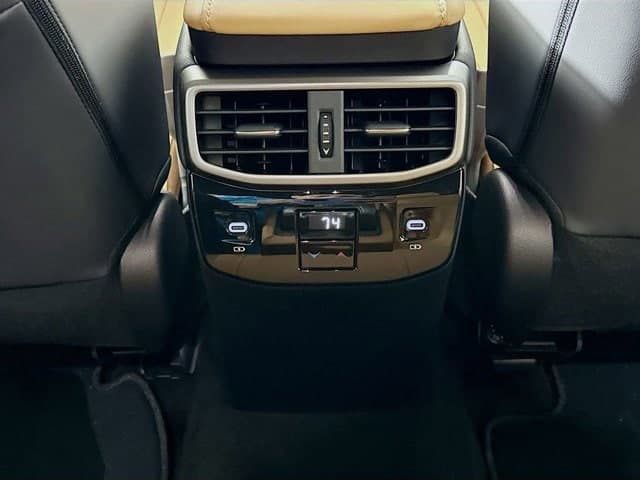 2025 LEXUS RX 350 - Image 27