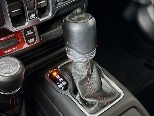 2021 Jeep Wrangler - Image 17