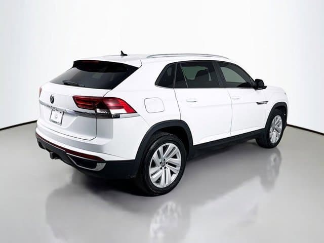 2023 Volkswagen Atlas Cross Sport - Image 5