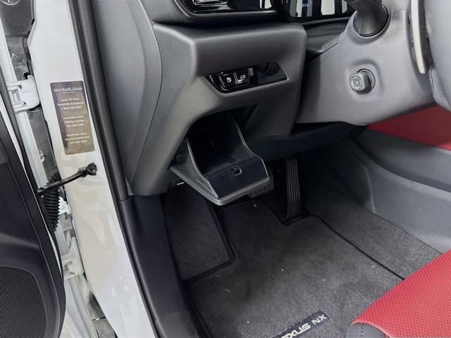 2025 LEXUS NX 350h - Image 9