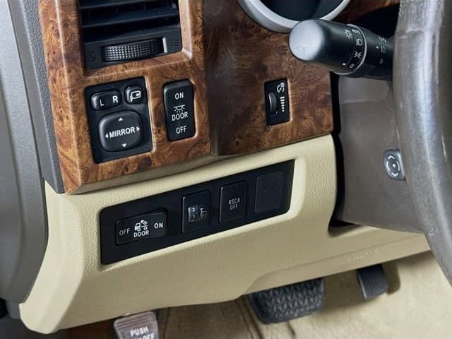 2010 Toyota Tundra - Image 10