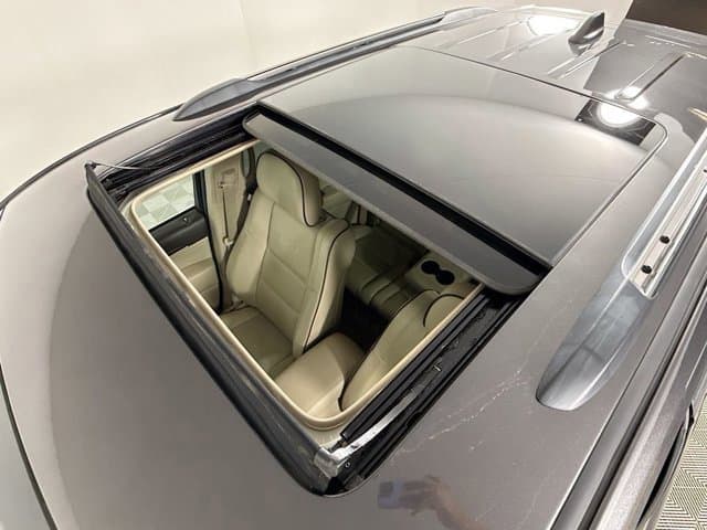 2020 Jeep Grand Cherokee - Image 23