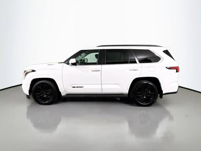 2024 Toyota Sequoia - Image 8