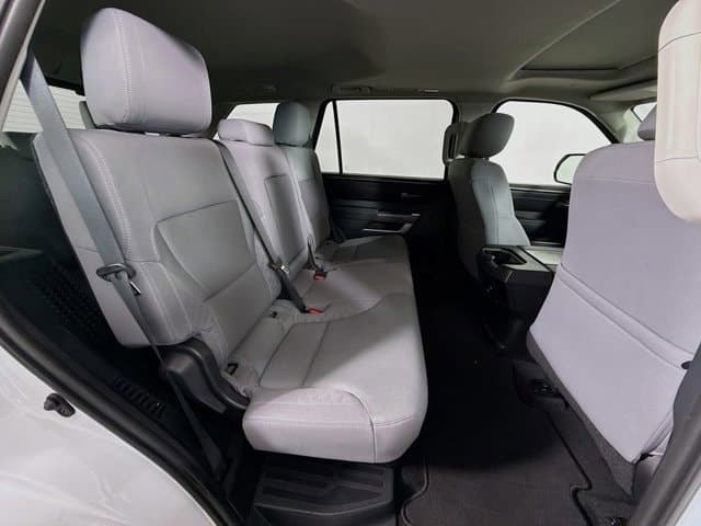 2024 Toyota Sequoia - Image 29
