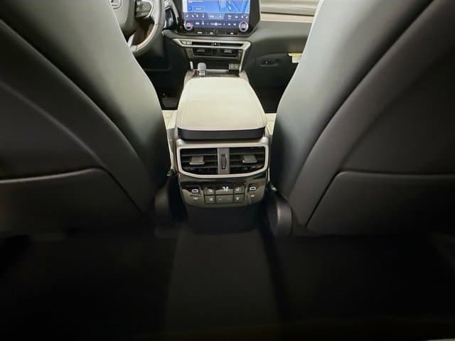 2026 LEXUS RX - Image 18