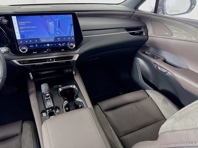 2023 LEXUS RX 350 - Image 25