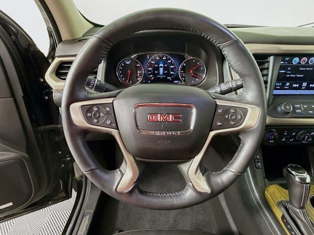 2018 GMC Acadia - Image 11