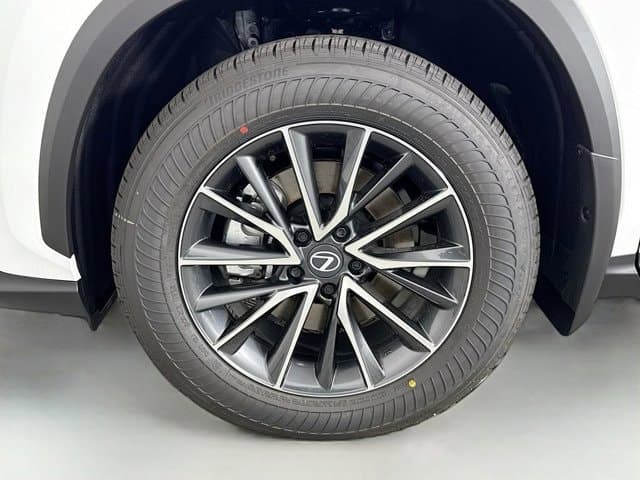 2026 LEXUS NX 350 - Image 23