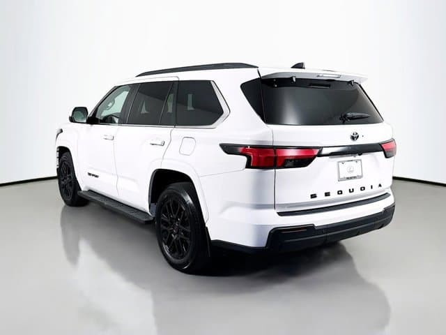 2024 Toyota Sequoia - Image 7