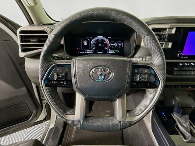2024 Toyota Sequoia - Image 11