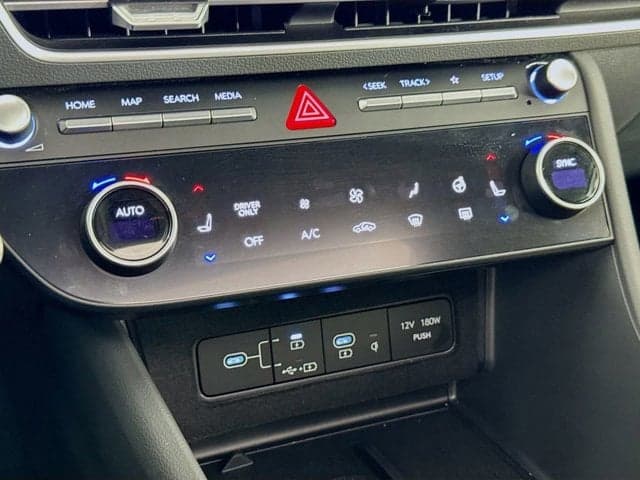 2024 Hyundai Sonata Hybrid - Image 16