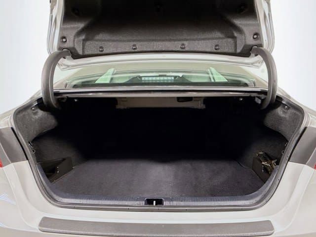 2024 Toyota Camry Hybrid - Image 27