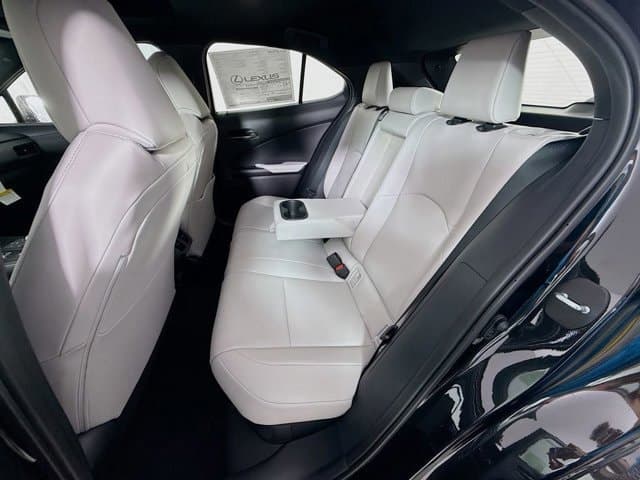 2026 LEXUS UX HYBRID - Image 16