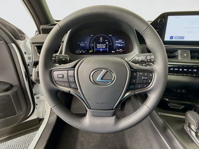 2026 LEXUS UX HYBRID - Image 10