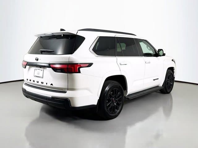 2024 Toyota Sequoia - Image 5