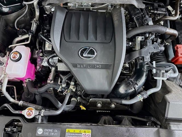 2025 LEXUS RX 350 - Image 32