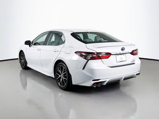 2024 Toyota Camry Hybrid - Image 7