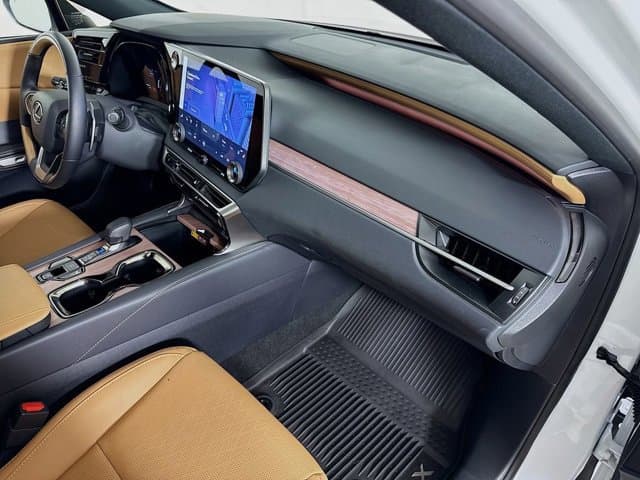 2025 LEXUS RX 350 - Image 31