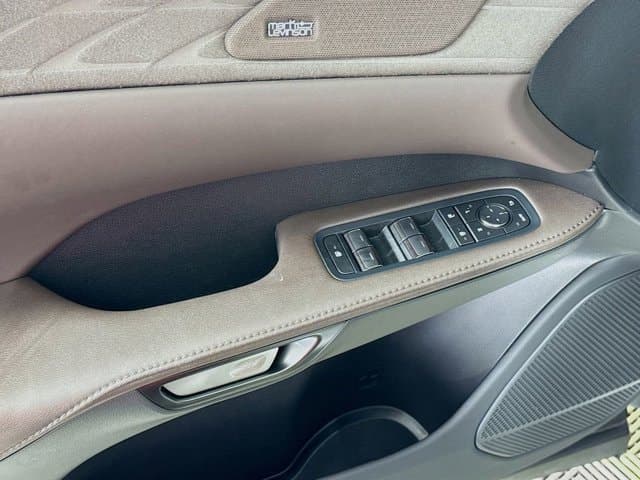 2023 LEXUS RX 350 - Image 18