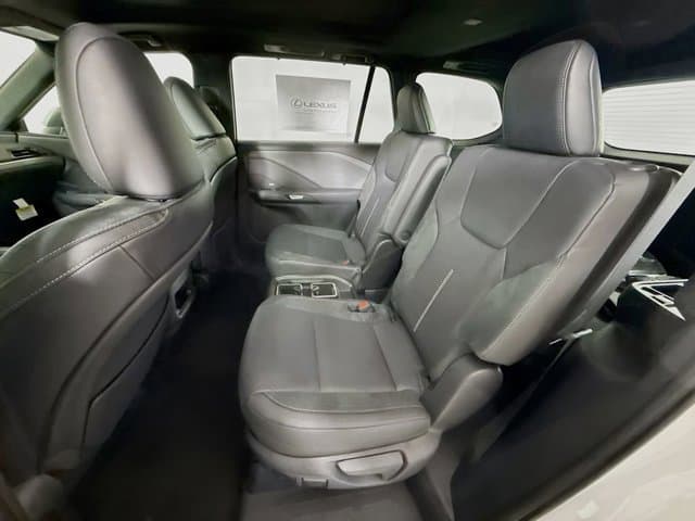 2026 LEXUS TX 350 - Image 17