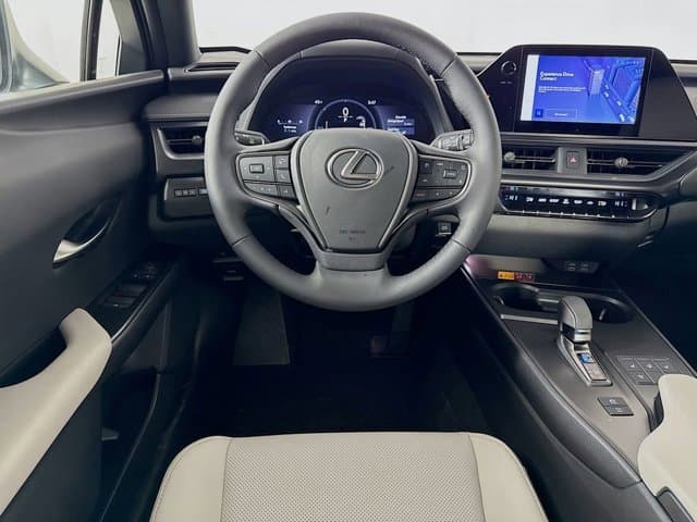 2026 LEXUS UX HYBRID - Image 19
