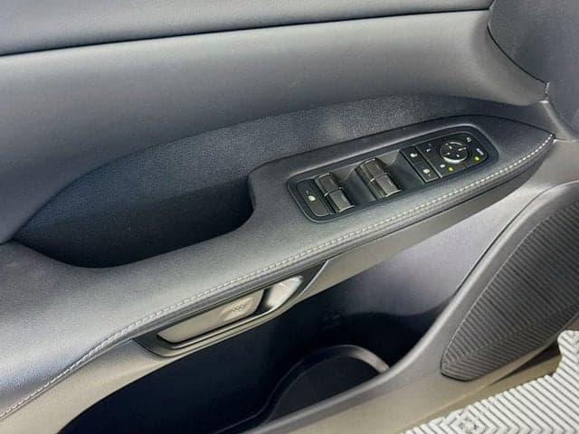 2026 LEXUS RX - Image 19