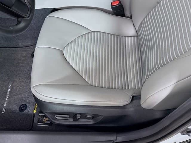 2024 Toyota Camry Hybrid - Image 20