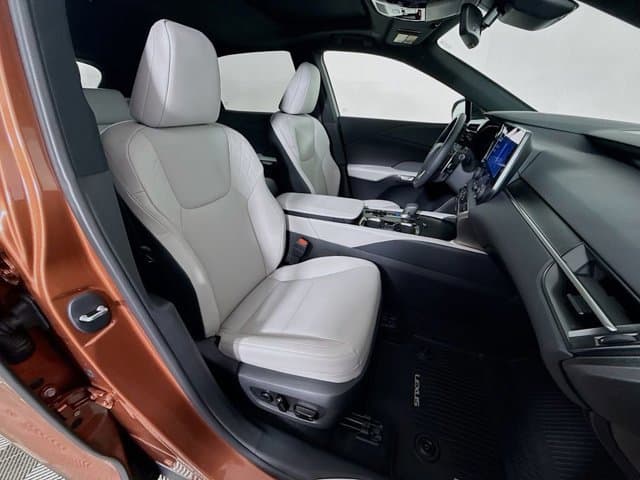 2026 LEXUS RX 350h - Image 29