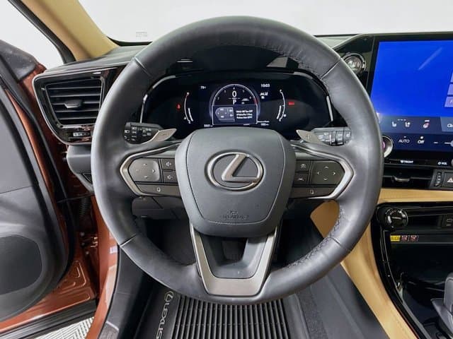 2025 LEXUS NX 350 - Image 11